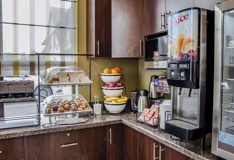 酒店 Spark By Hilton Toronto Markham