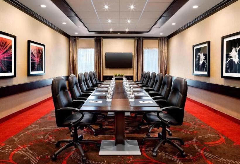 Delta Hotels By Marriott Sault Ste. Marie Waterfront