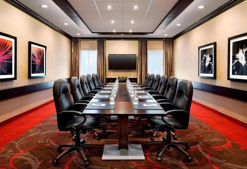 Delta Hotels By Marriott Sault Ste. Marie Waterfront