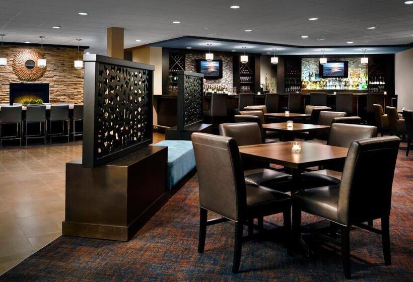 Delta Hotels By Marriott Sault Ste. Marie Waterfront