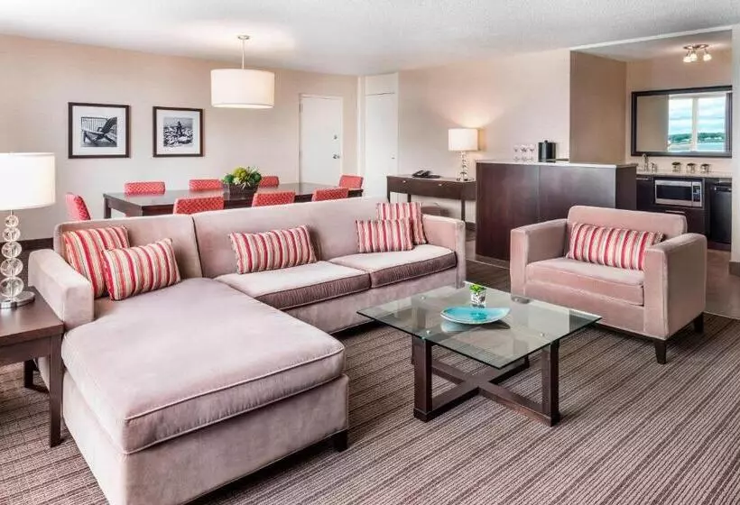 Delta Hotels By Marriott Sault Ste. Marie Waterfront