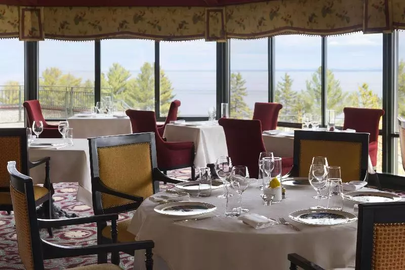 Otel Fairmont Le Manoir Richelieu