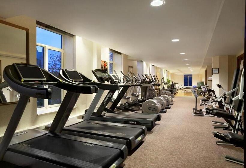 فندق Fairmont Le Manoir Richelieu