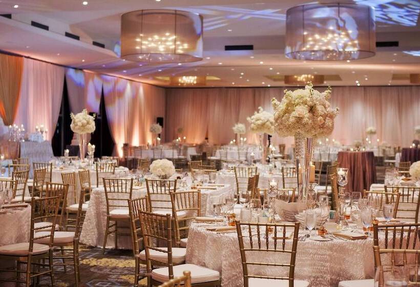 هتل Fairmont Winnipeg