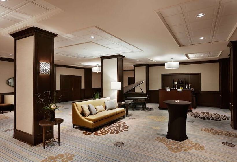 هتل Fairmont Winnipeg