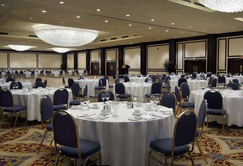 هتل Fairmont Winnipeg