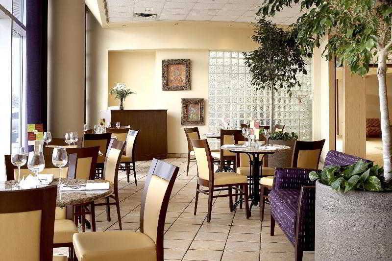 هتل Four Points By Sheraton London