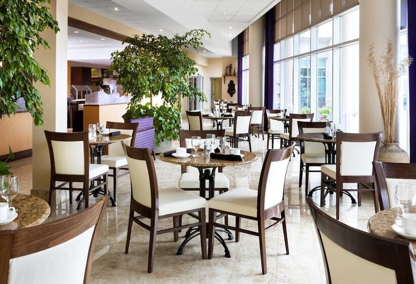 هتل Four Points By Sheraton London