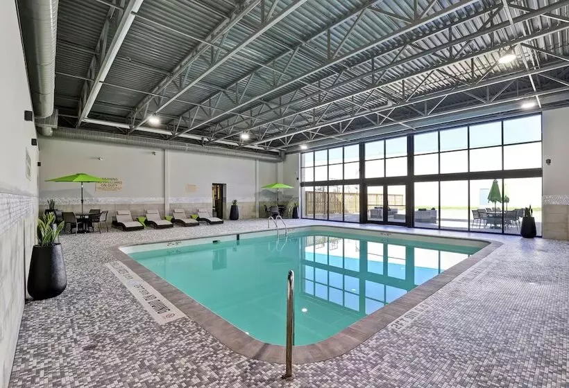 فندق Hampton Inn By Hilton St. Catharines Niagara