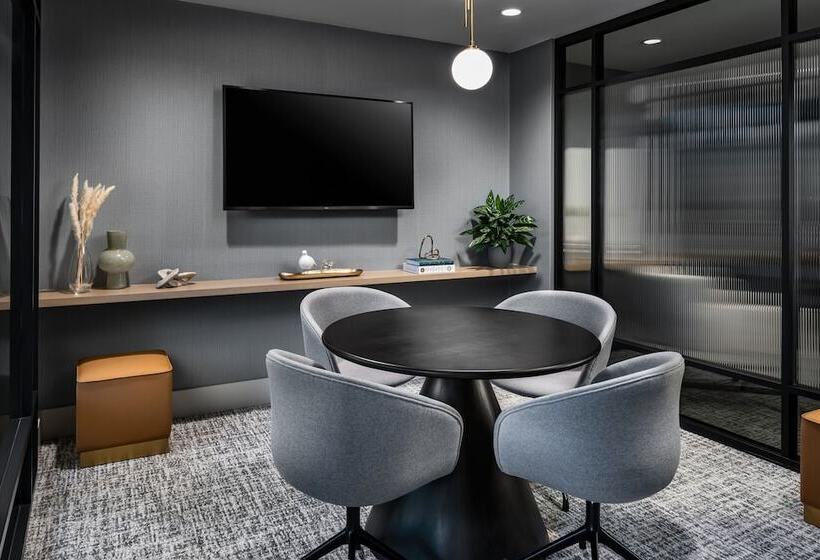 فندق Le Centre Sheraton Montreal