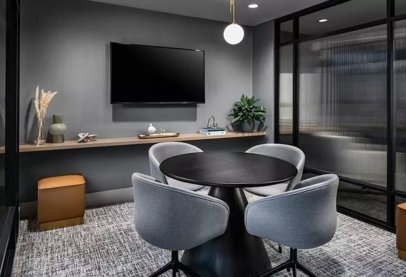 ホテル Le Centre Sheraton Montreal