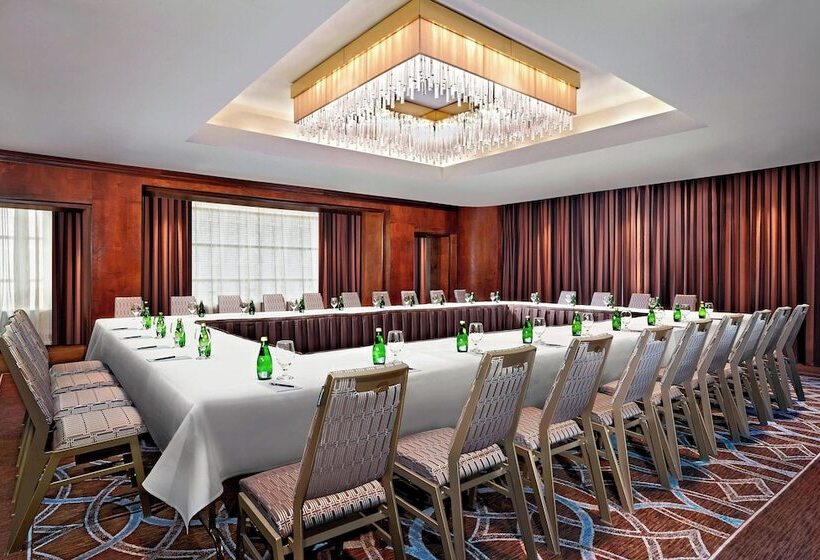 فندق Le Centre Sheraton Montreal