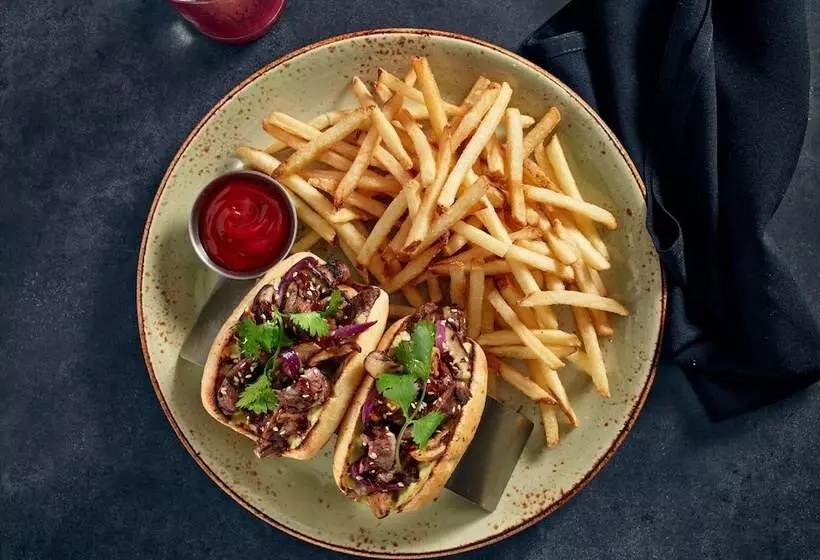 Hotelli Niagara Falls Marriott On The Falls