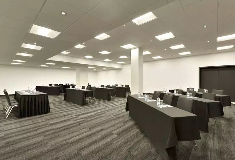 酒店 Pur, Quebec, A Tribute Portfolio