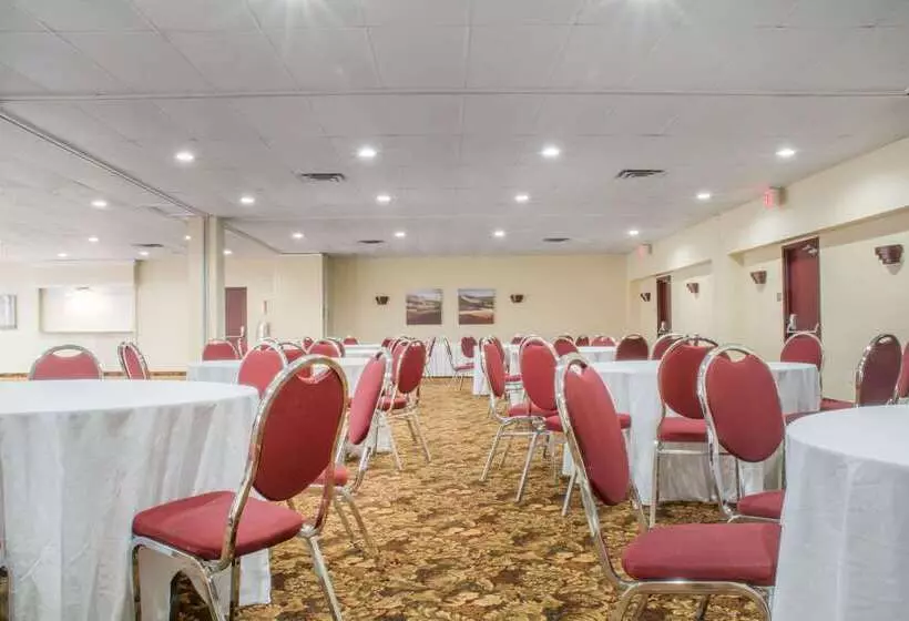 فندق Quality Inn