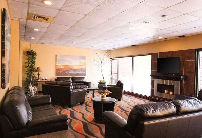 Отель Quality Inn