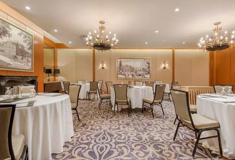 Szálloda The Omni King Edward