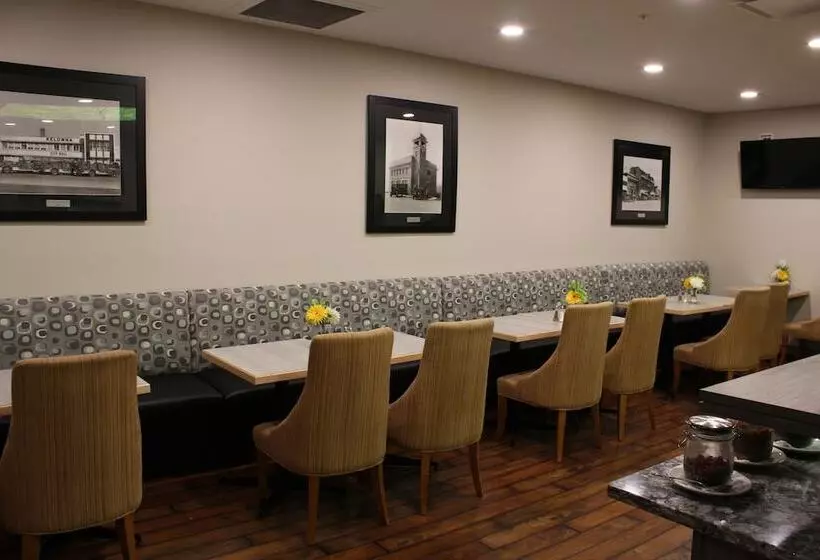 Hotel The Royal Anne