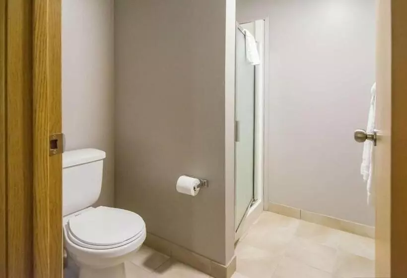 Motel 6saanichton, Bc  Victoria Airport