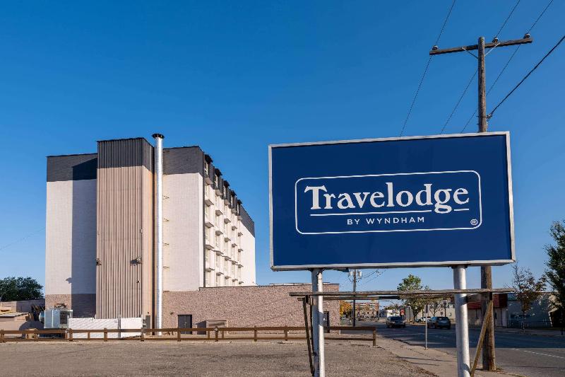 هتل Travelodge By Wyndham Prince Albert