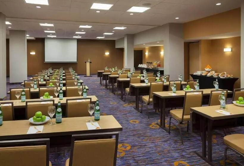 Towneplace Suites By Marriott Toronto Northeast/markham