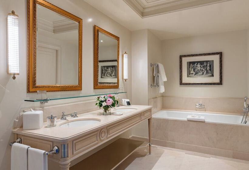 Four Seasons Hotel Des Bergues Geneva