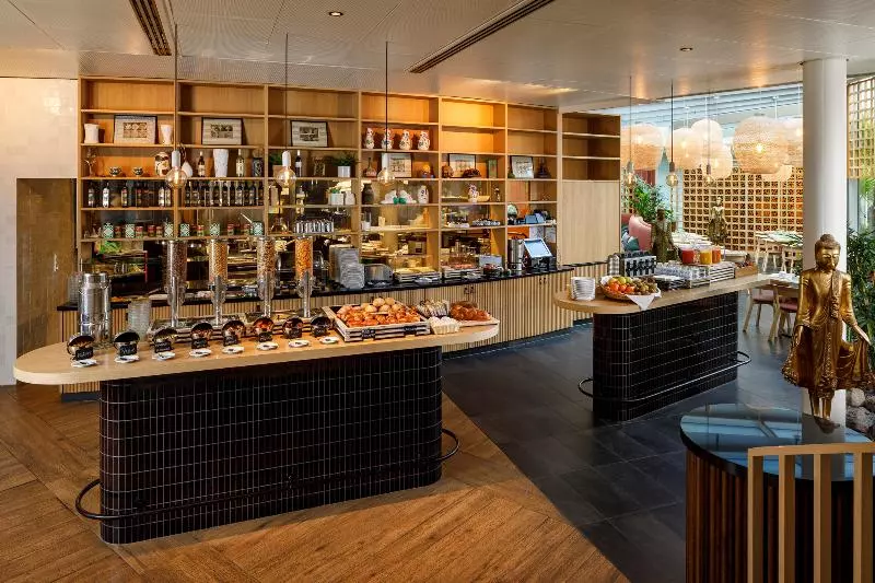 Hotel Palmiers By Fassbind