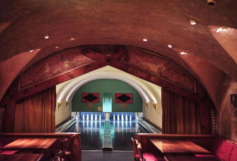 فندق Chesa Grischuna