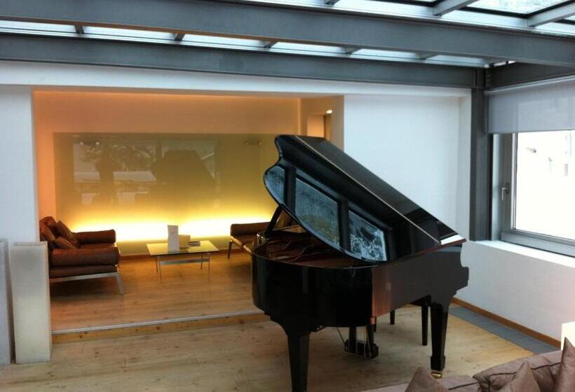 هتل Muller Mountain Lodge