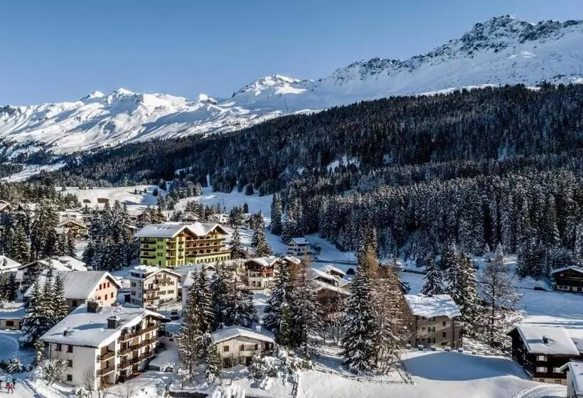 ホテル Waldhaus Am See