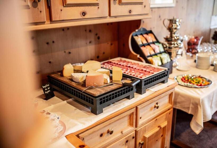 هتل Waldhaus Am See