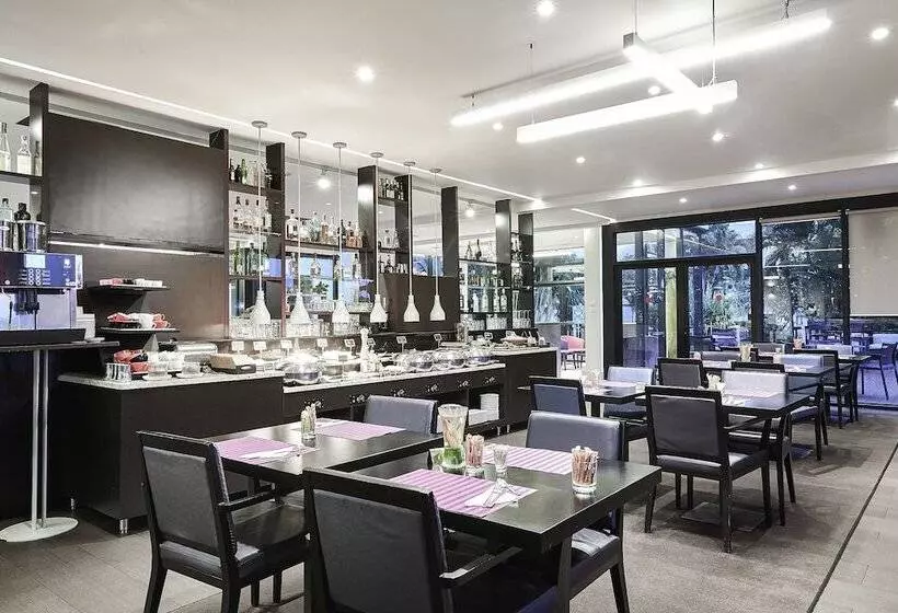 Novotel Abidjan Plateau