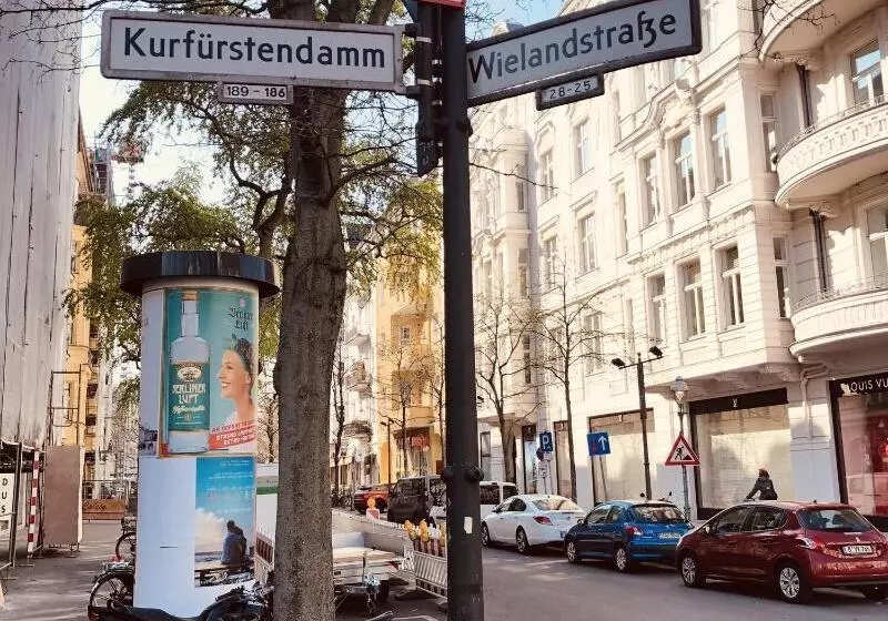 Hotel Castell Am Kurfurstendamm