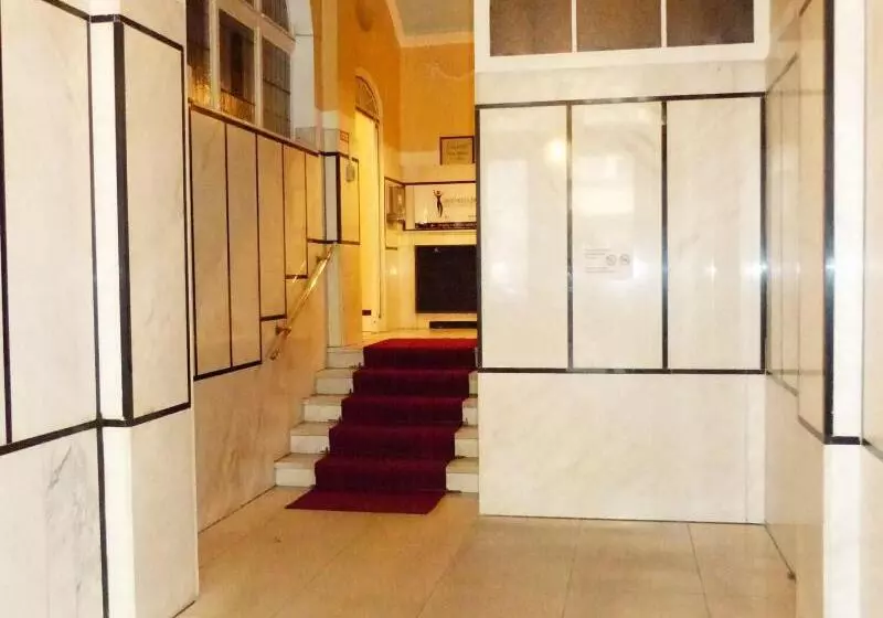 Hotel Castell Am Kurfurstendamm