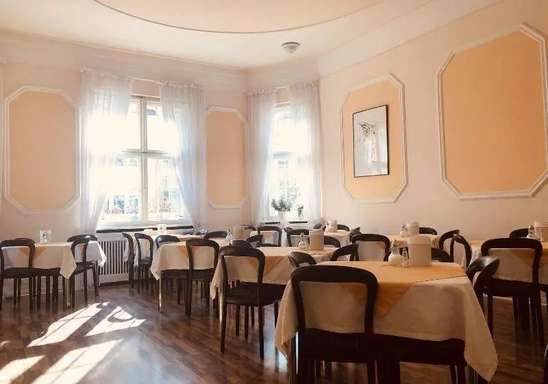 Hotel Castell Am Kurfurstendamm