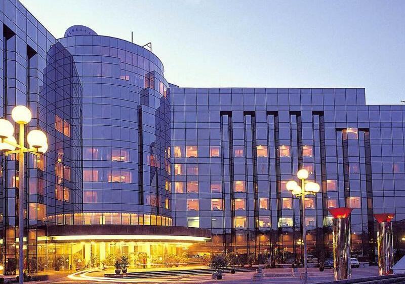 בית מלון כפרי Golden Flower