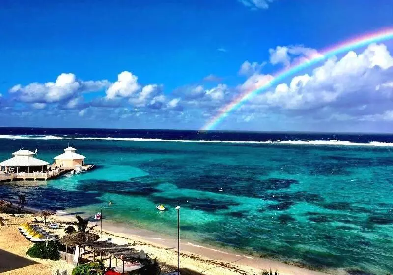 هتل Morritt S Tortuga Club