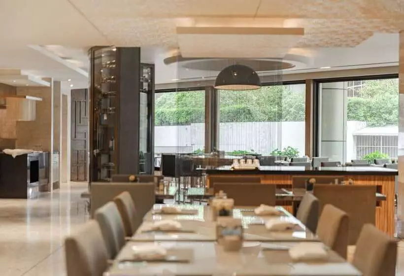 Radisson Collection Hotel, Yangtze Shanghai