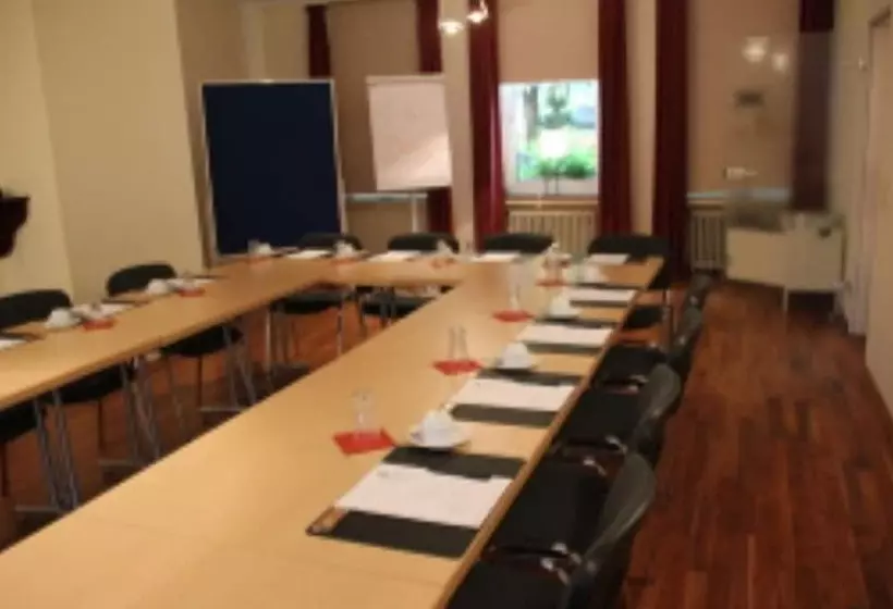 Szálloda Am Marschiertor