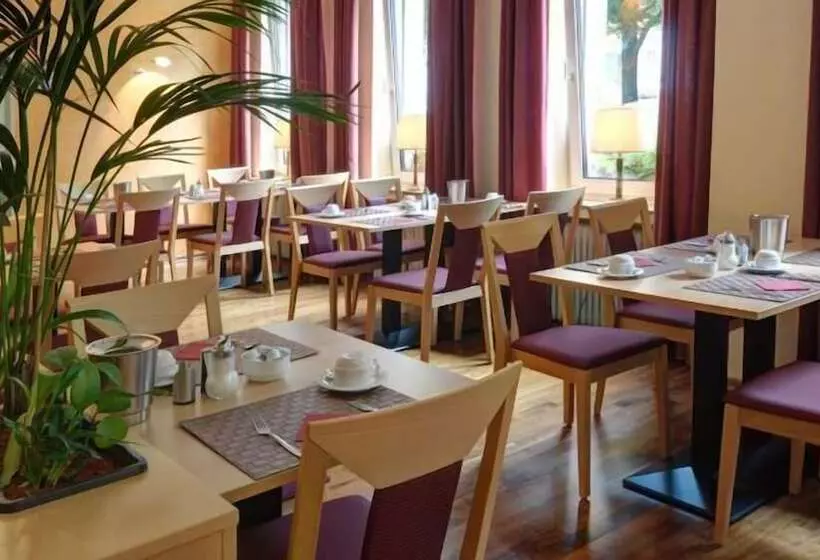 Szálloda Am Marschiertor