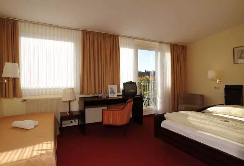 Szálloda Am Marschiertor