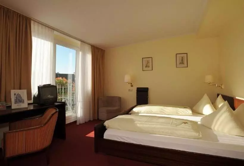 Szálloda Am Marschiertor