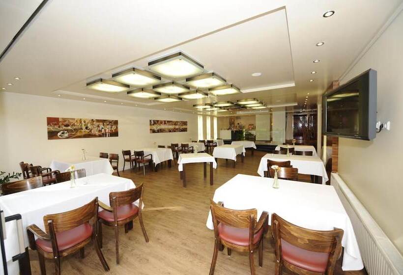 فندق Der Lennhof