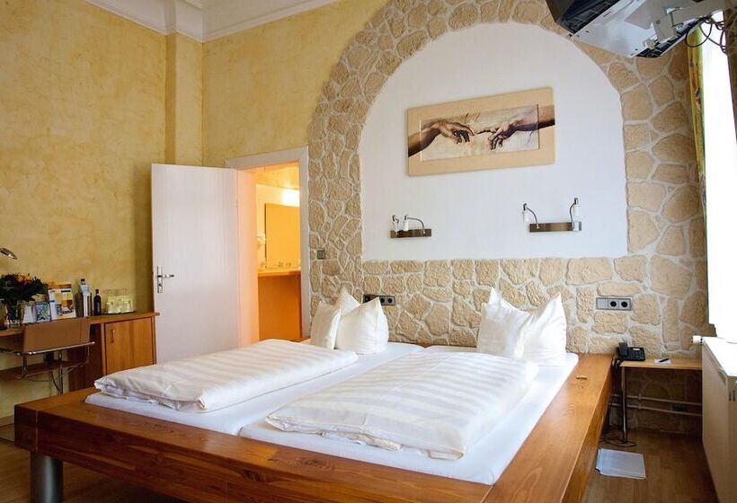 בית מלון כפרי Deutsches Haus