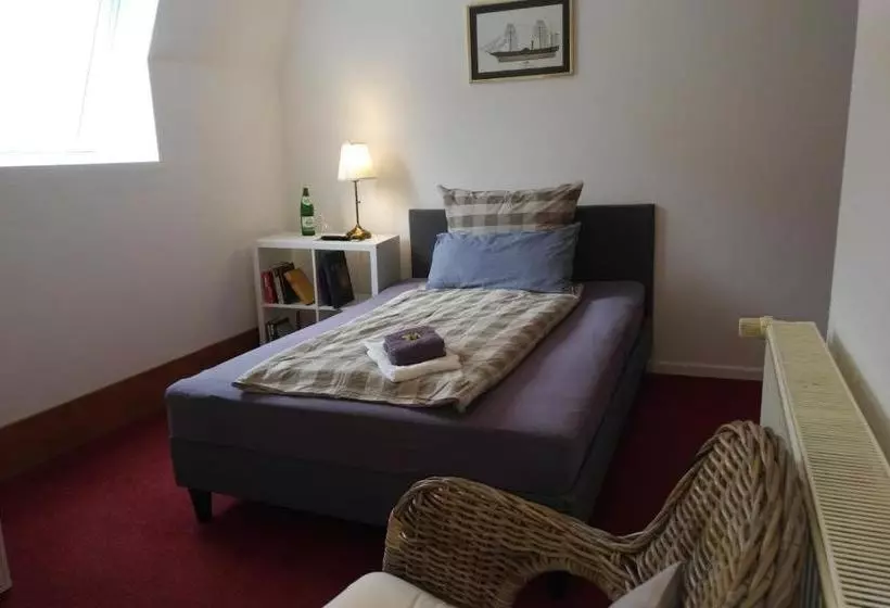 Отель Hoffmanns Holsteinisches Haus