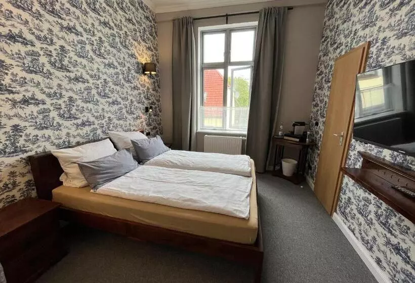 Отель Hoffmanns Holsteinisches Haus