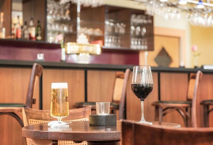 فندق Ibis Paderborn City