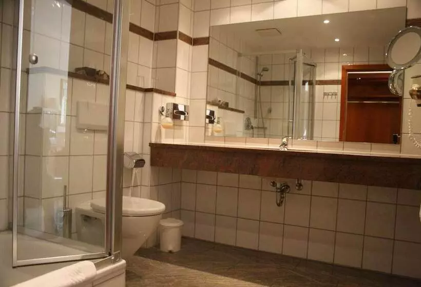 Отель Restaurant Fasanerie