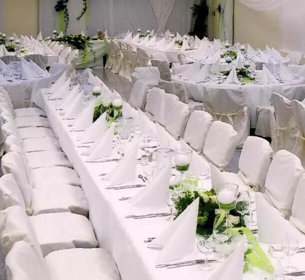 酒店 Restaurant Hottche