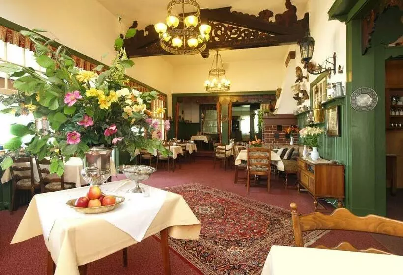 Отель Ukleifährhaus  Garni